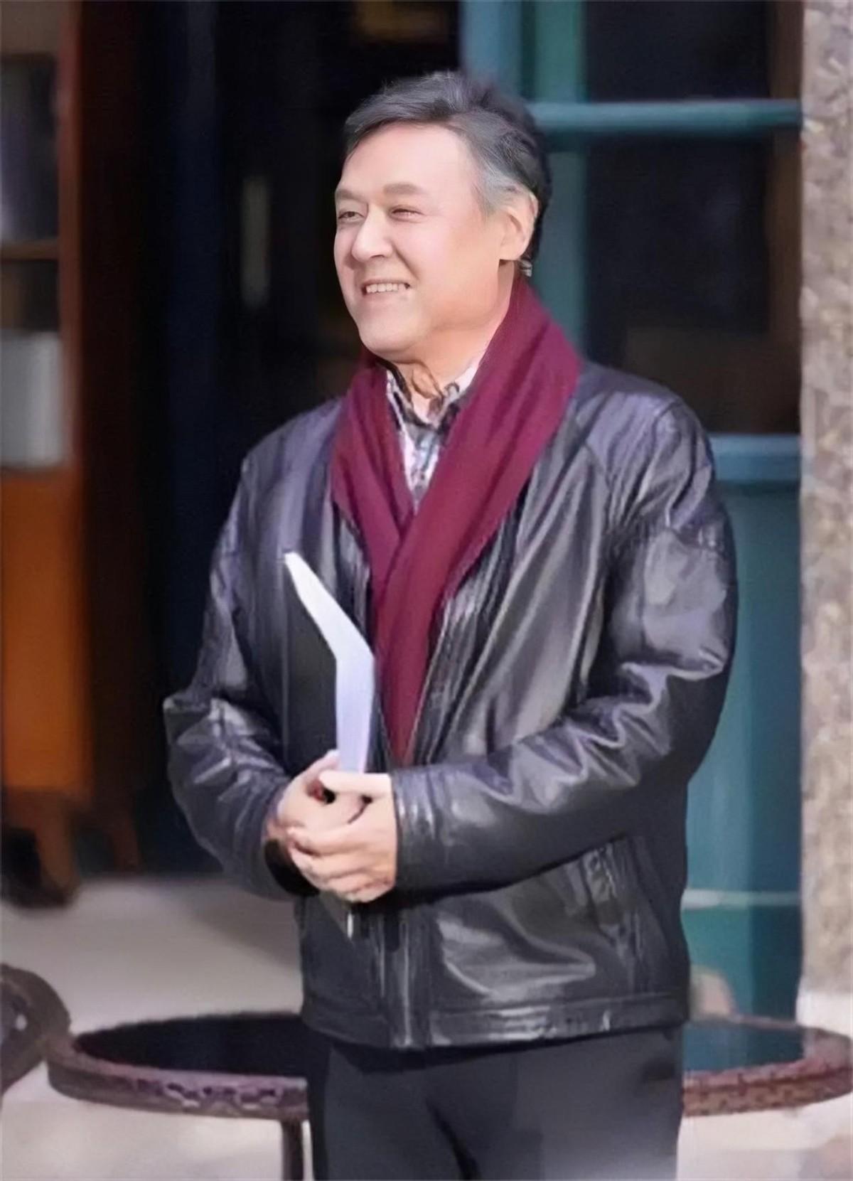 56门礼炮70响代表什么意思礼炮的轰鸣，56门礼炮齐鸣70响背后的深层含义