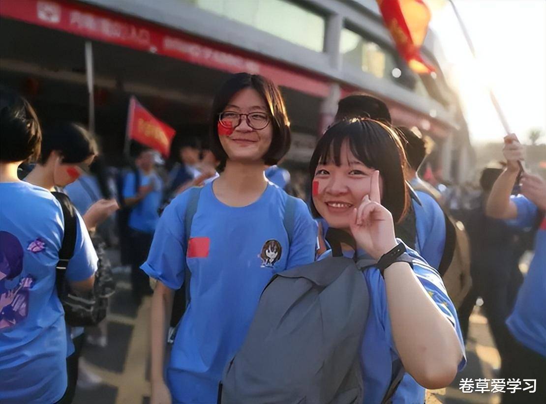 同班同寝高考同分同班同寝高考同分，一场奇妙的缘分与人生的交汇点